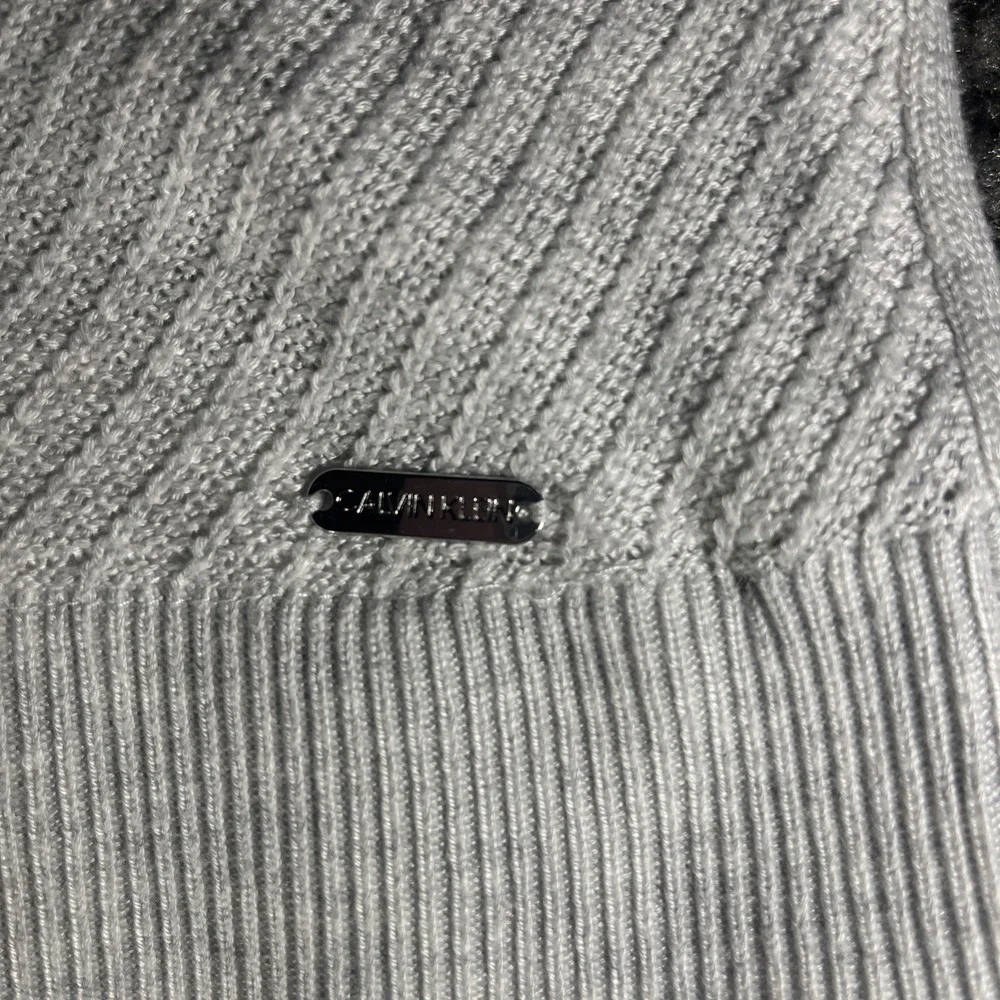 Calvin Klein Women's Layered Gray Sweater Size Large - Picture 2 of 8